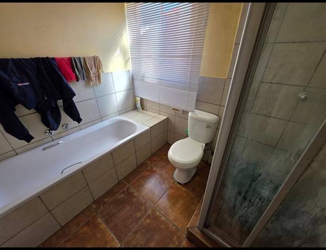 2 BEDROOM APARTMENT FOR SALE IN GREENHILLS EXT 3